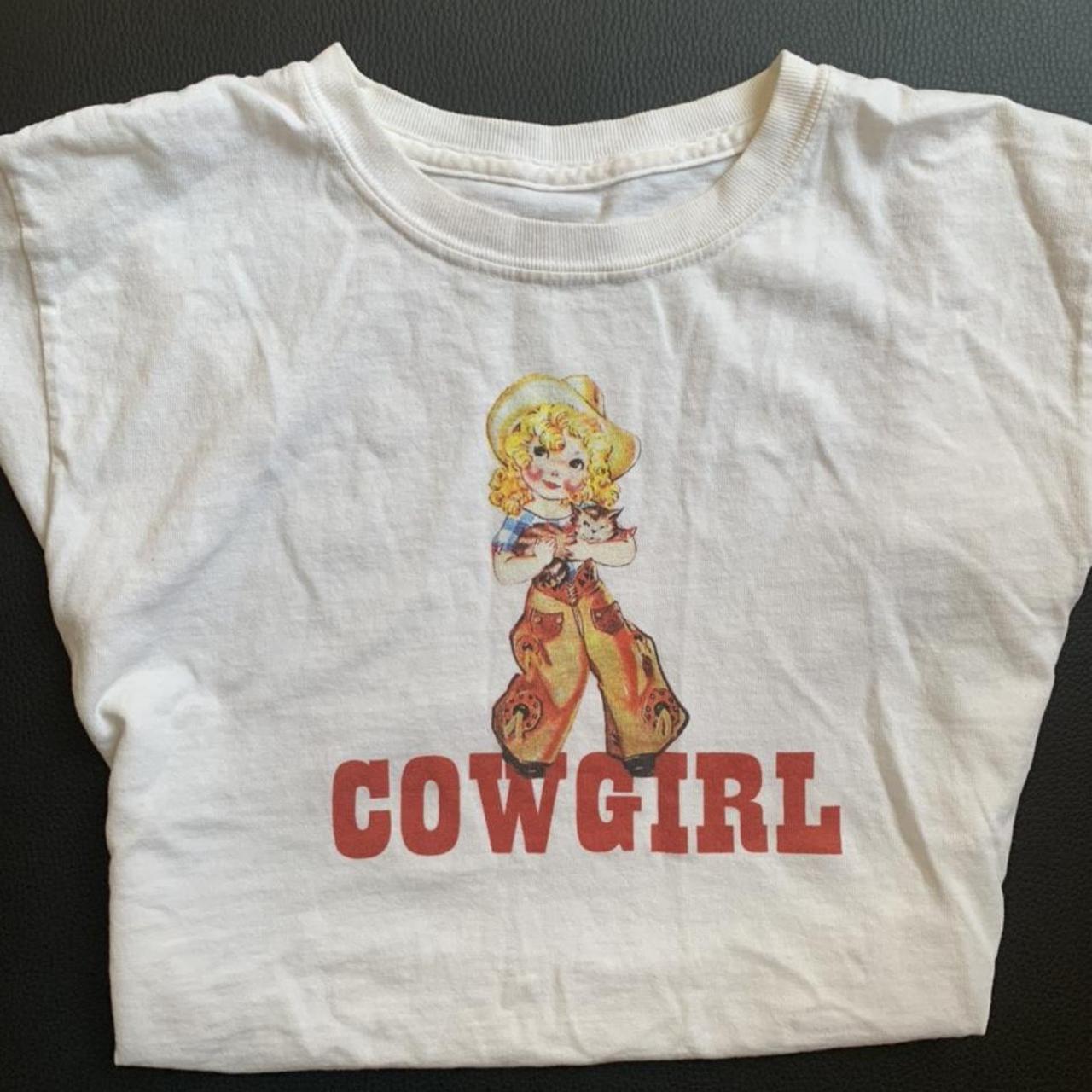 Really cute and dainty brandy melville cowgirl tee🤎... - Depop