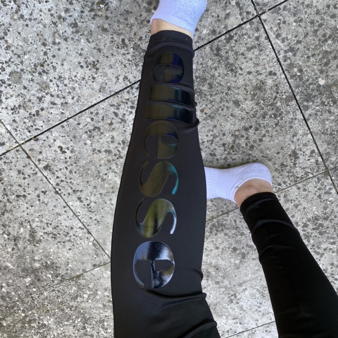 really flattering ellesse leggings •would fit - Depop