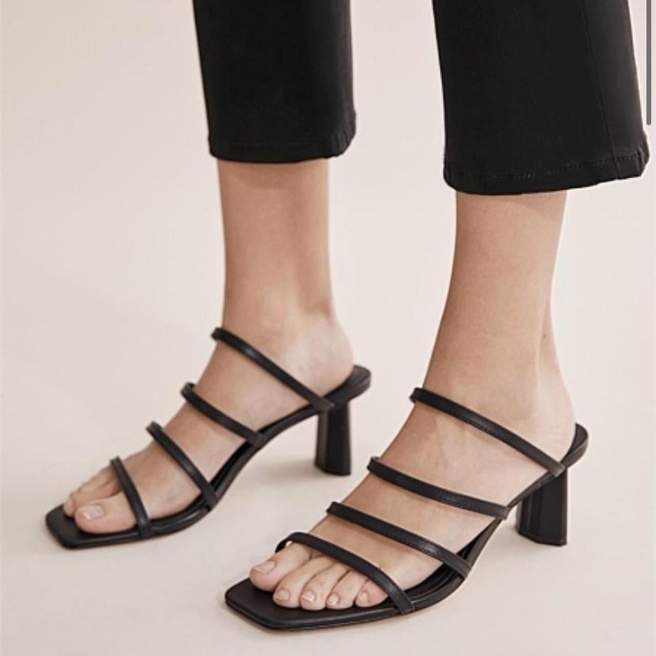 Country Road Women's Black Sandals (2)