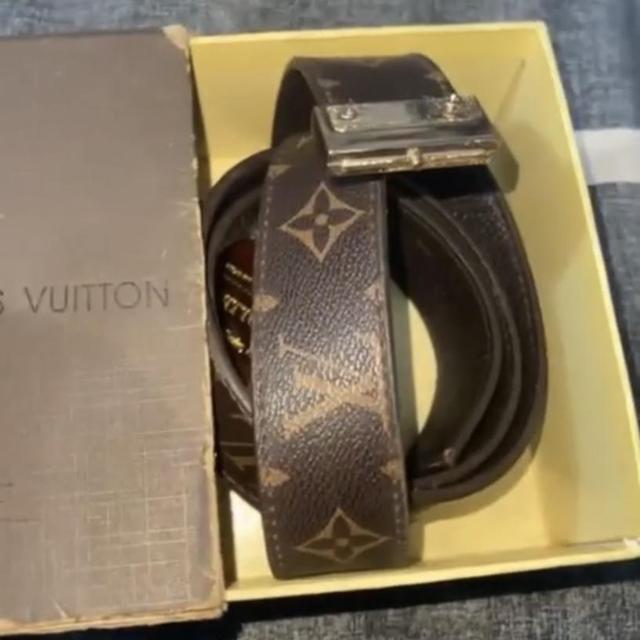 Louis Vuitton Gold Buckle Leather Belt Rare vintage - Depop