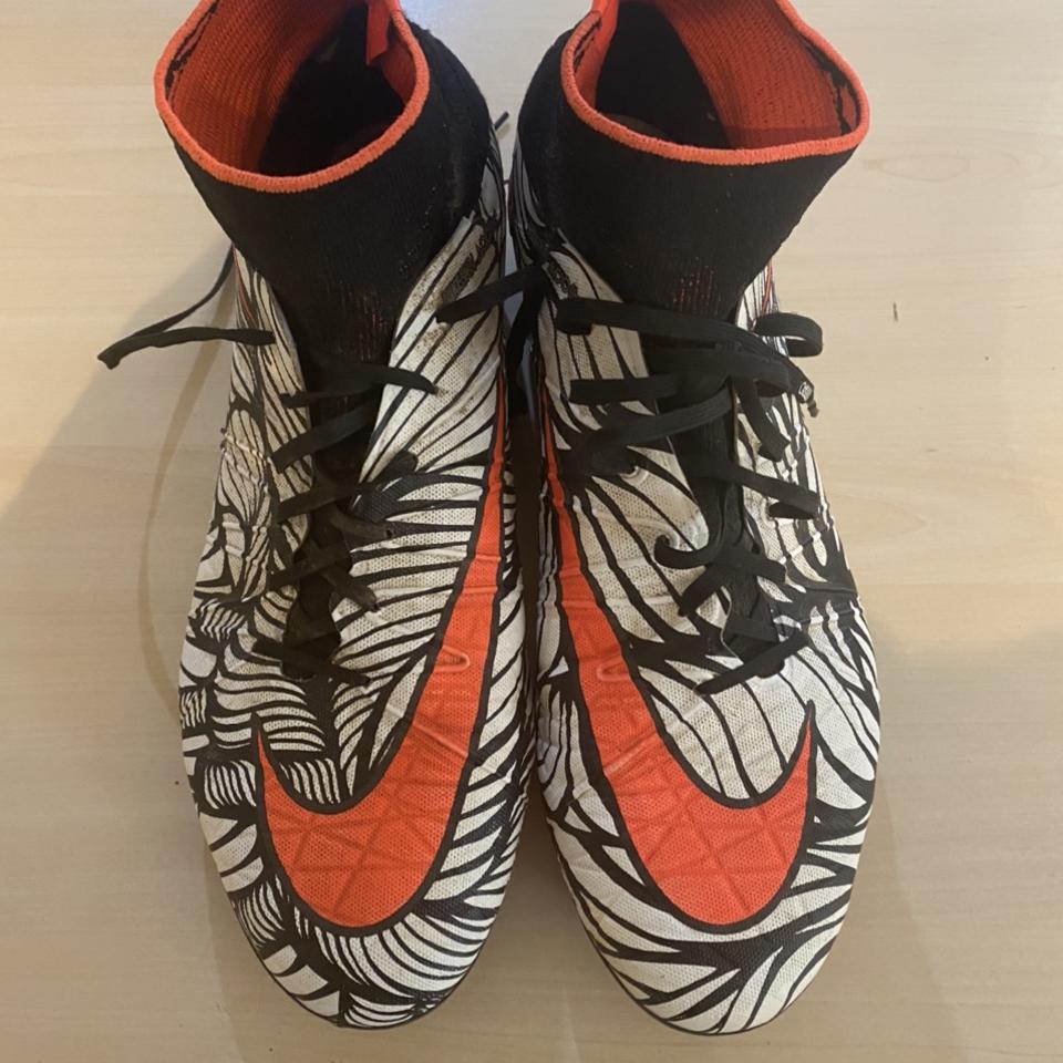 neymar jr hypervenom phantom 2