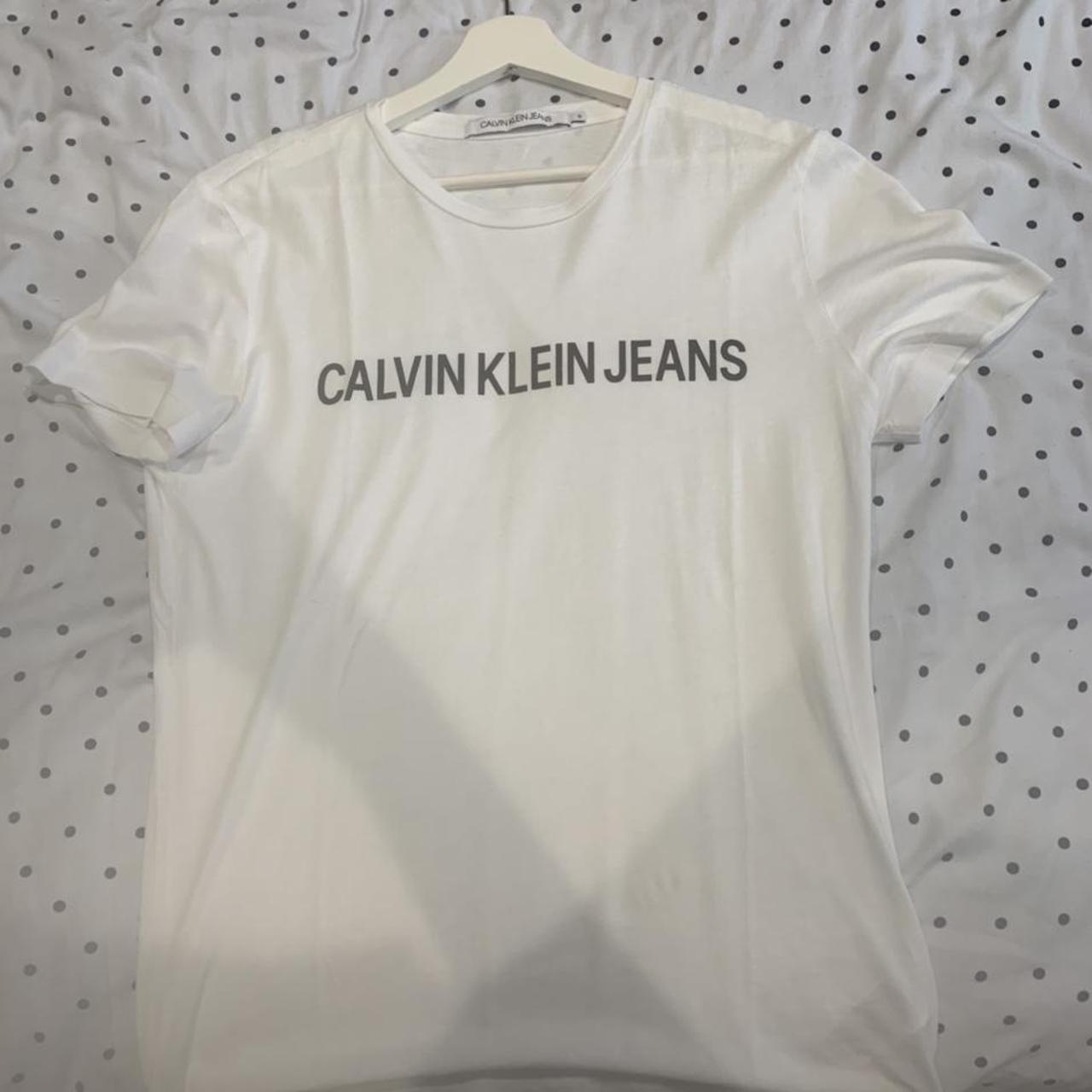 Calvin Kline Jeans White T-shirt Excellent... - Depop