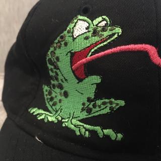 budweiser frog hat