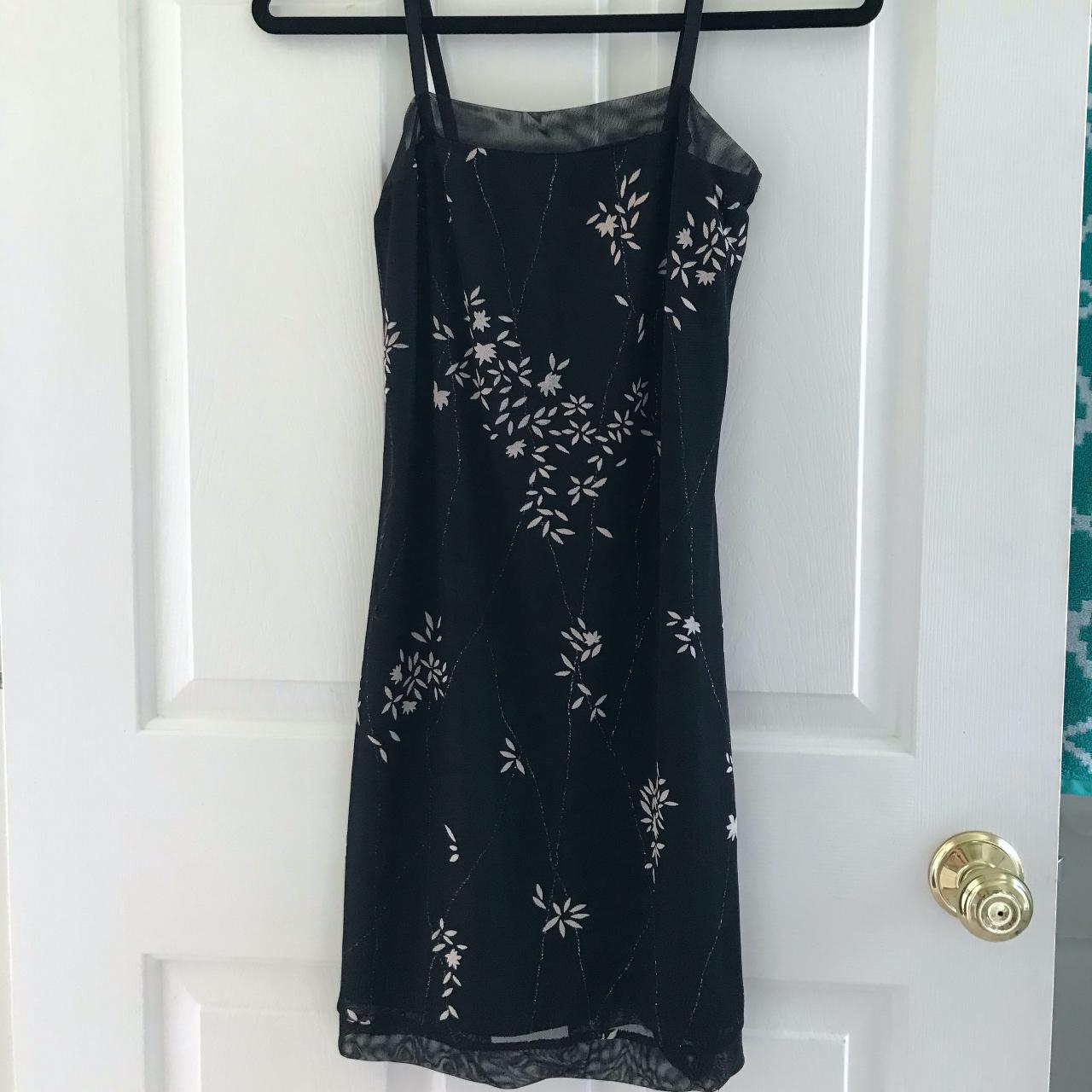 Y2K mini sparkly Dress Cute florals and sparkly... - Depop