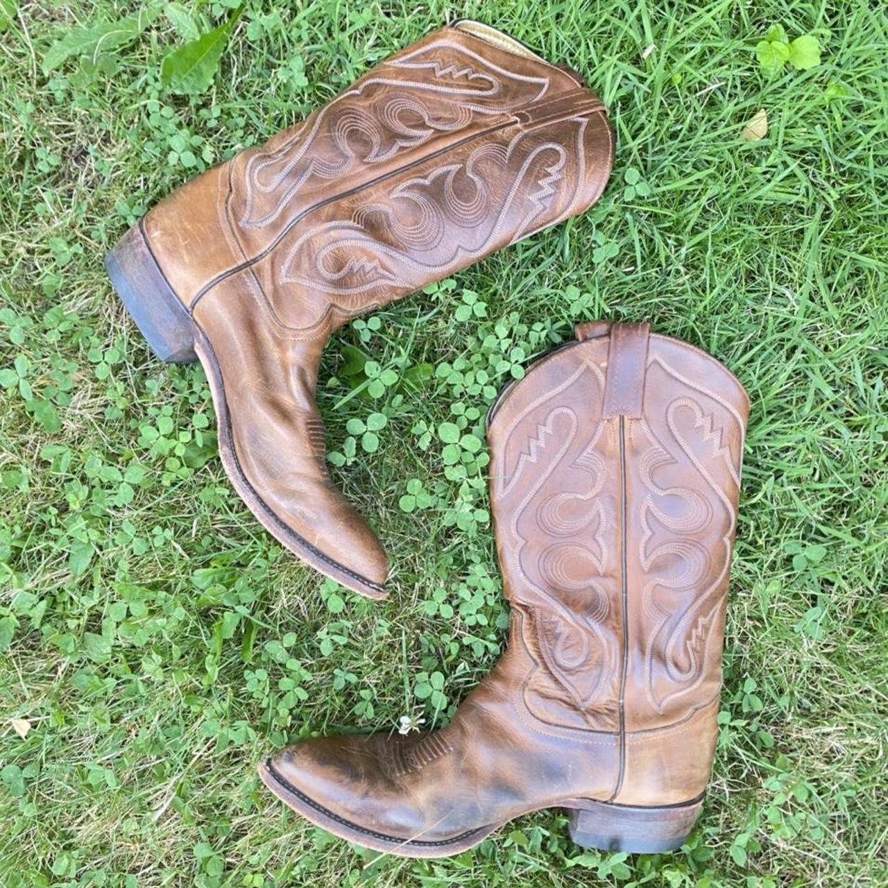 vintage leather patterned cowboy boots! 🤠 yee ha!... - Depop