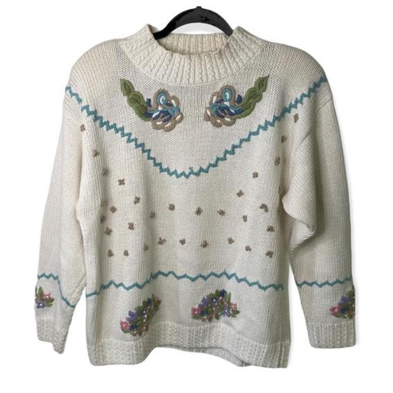 VINTAGE Basket of Yarn White Floral Knit Sweater In... - Depop