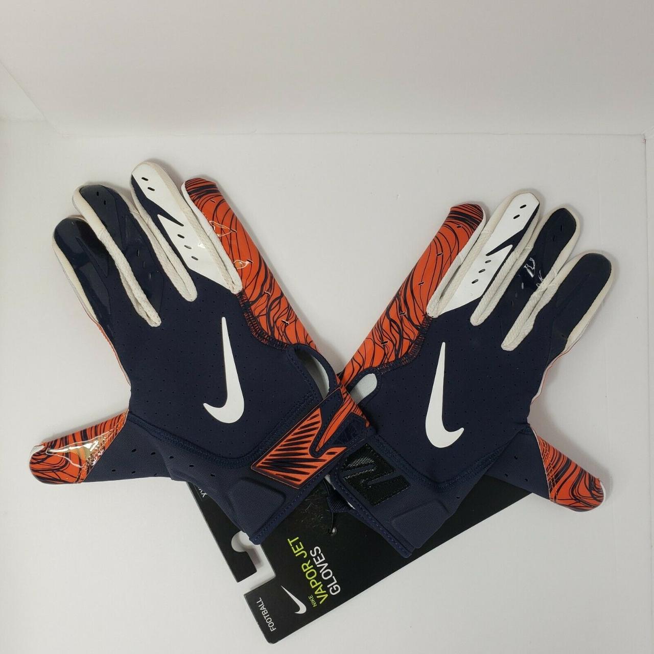 Supreme Nike Football Gloves Supreme Nike Vapor 4.0 - Depop