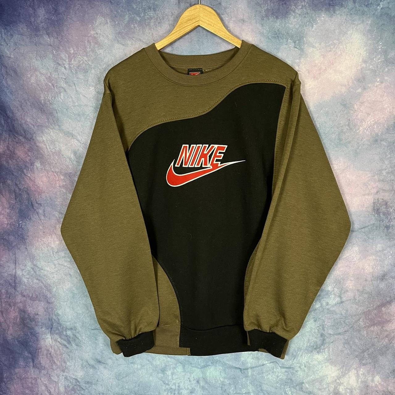 nike sweatshirt khaki