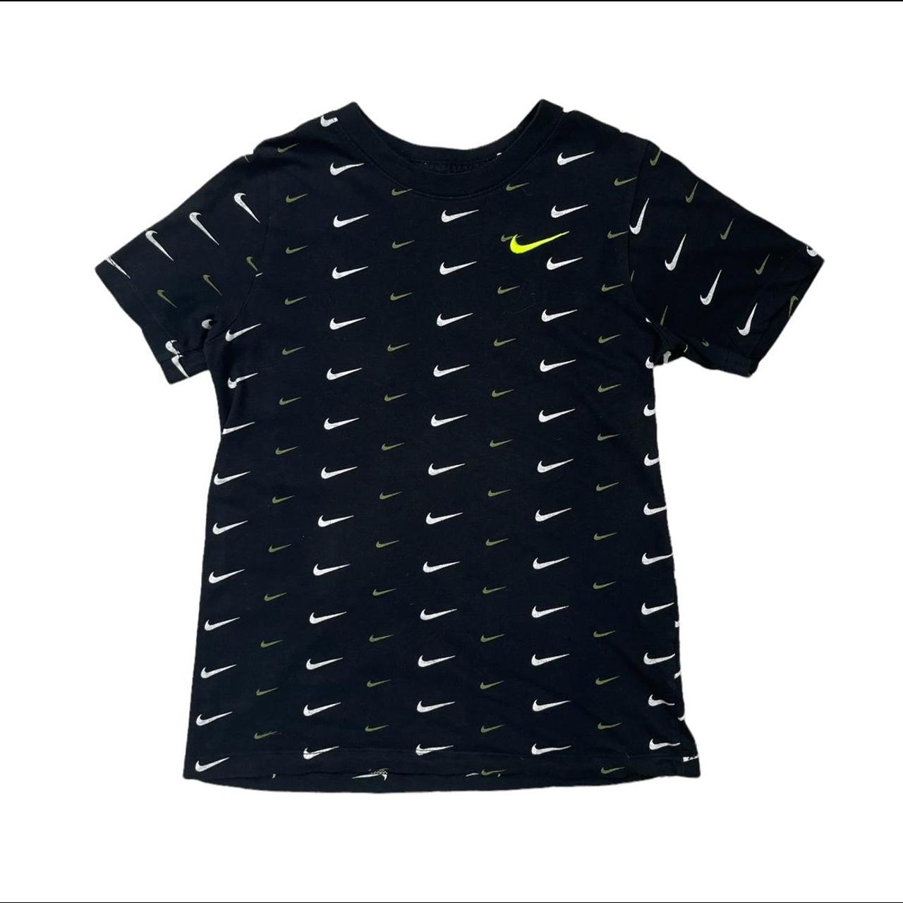 mens black and white nike t shirt