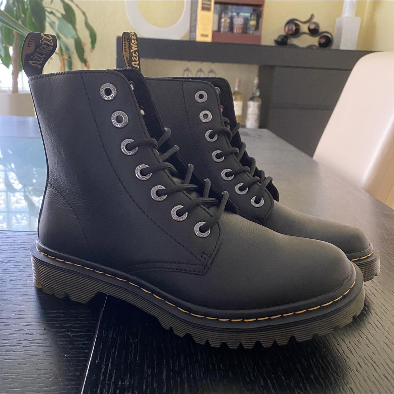 dr martens luana size 7