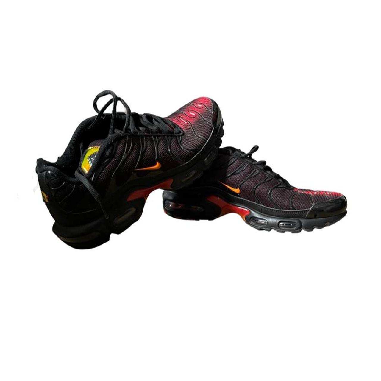 mens nike tuned trainers