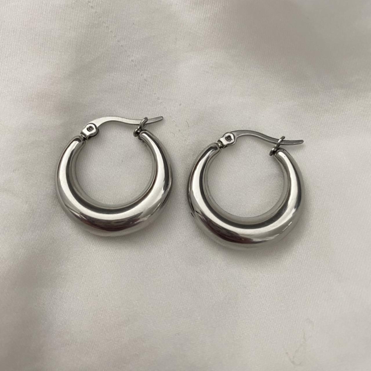 Chunky Hypoallergenic Platinum Silver Stainless... - Depop