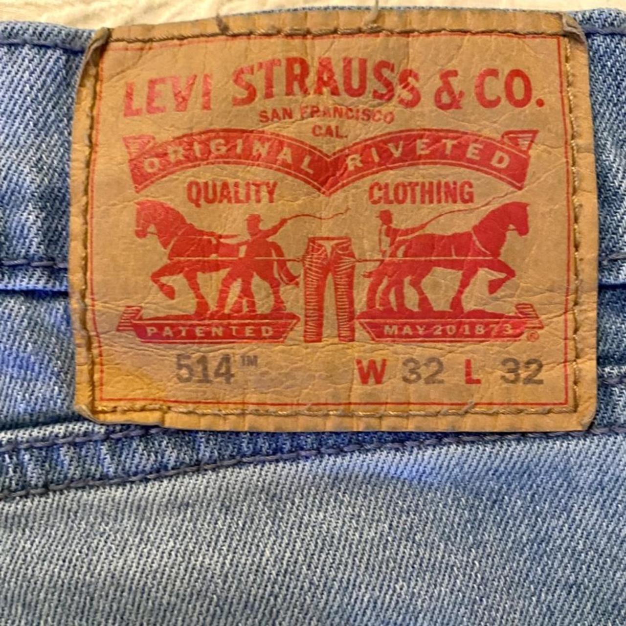 514 Levi Strauss & Co Jeans Size: W32 L32. Washed - Depop