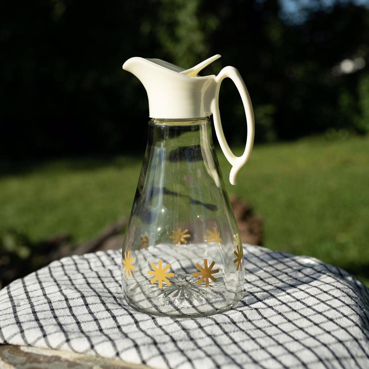 Vintage PYREX for LOG CABIN retro Syrup Dispenser... Depop