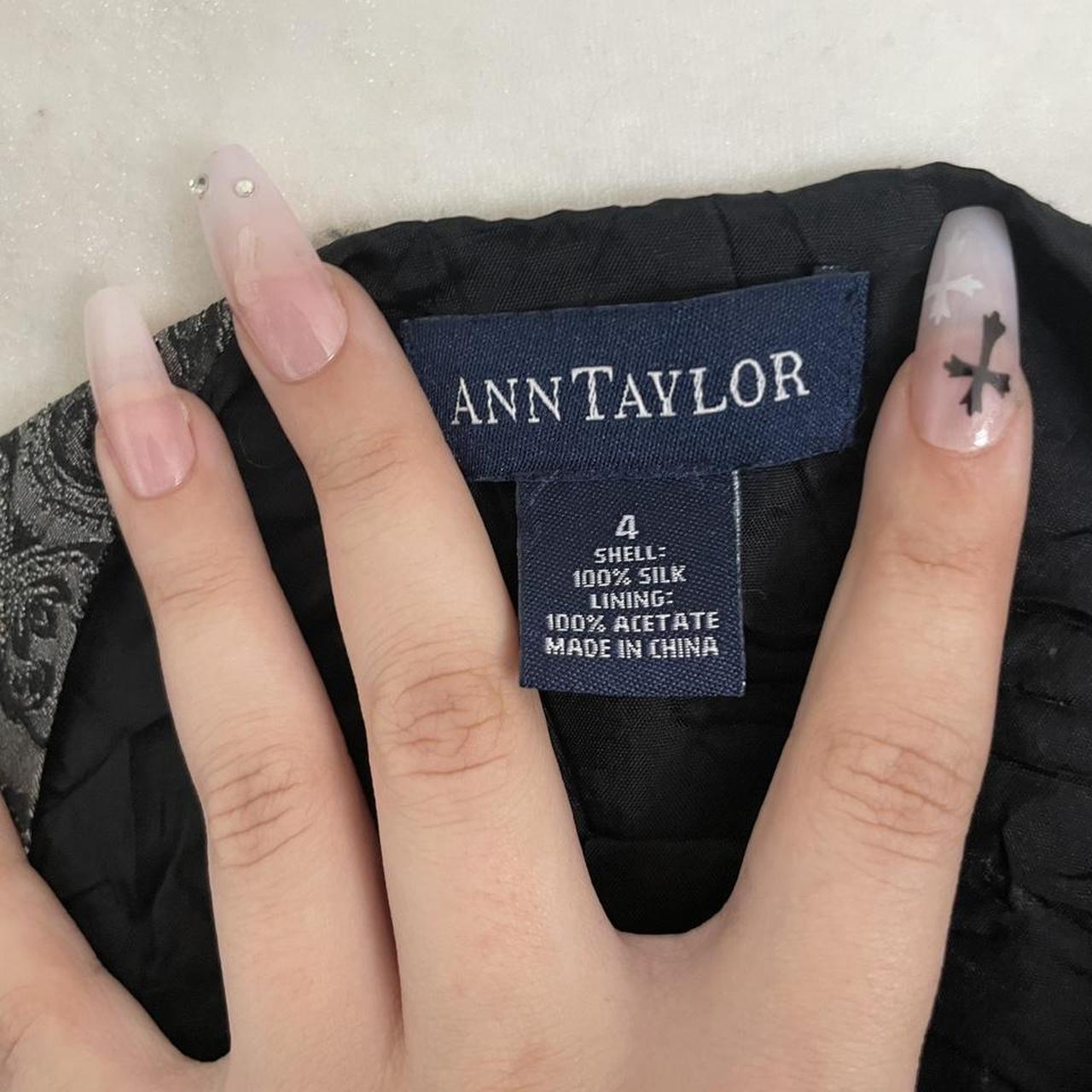 Ann Taylor Women's Black and Silver Corset (4)