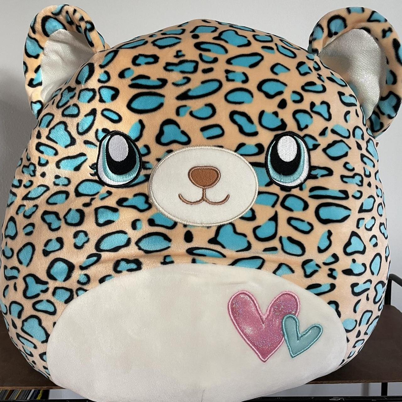 leopardice liv squishmallow