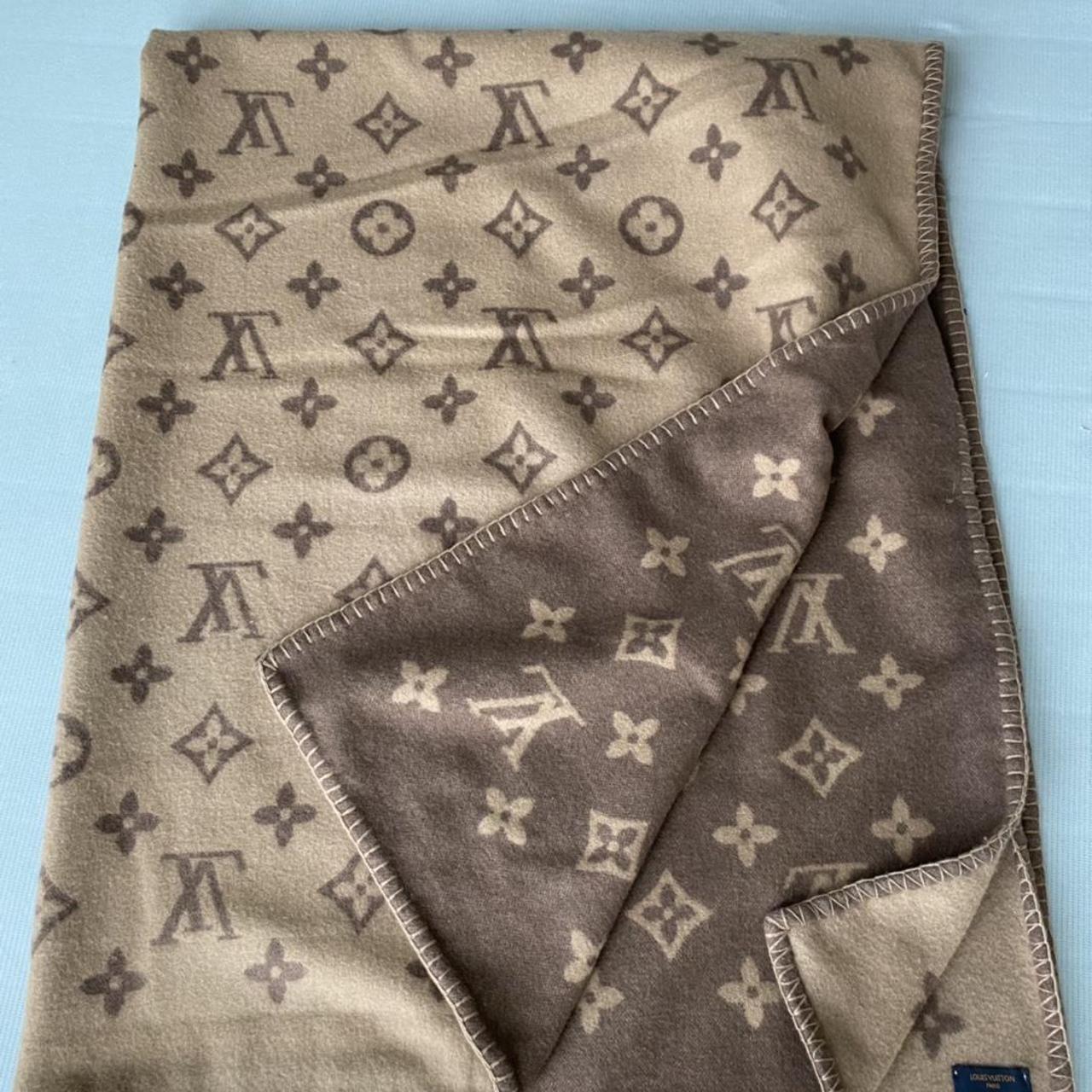 Louis Vuitton Neo Monogram Blanket