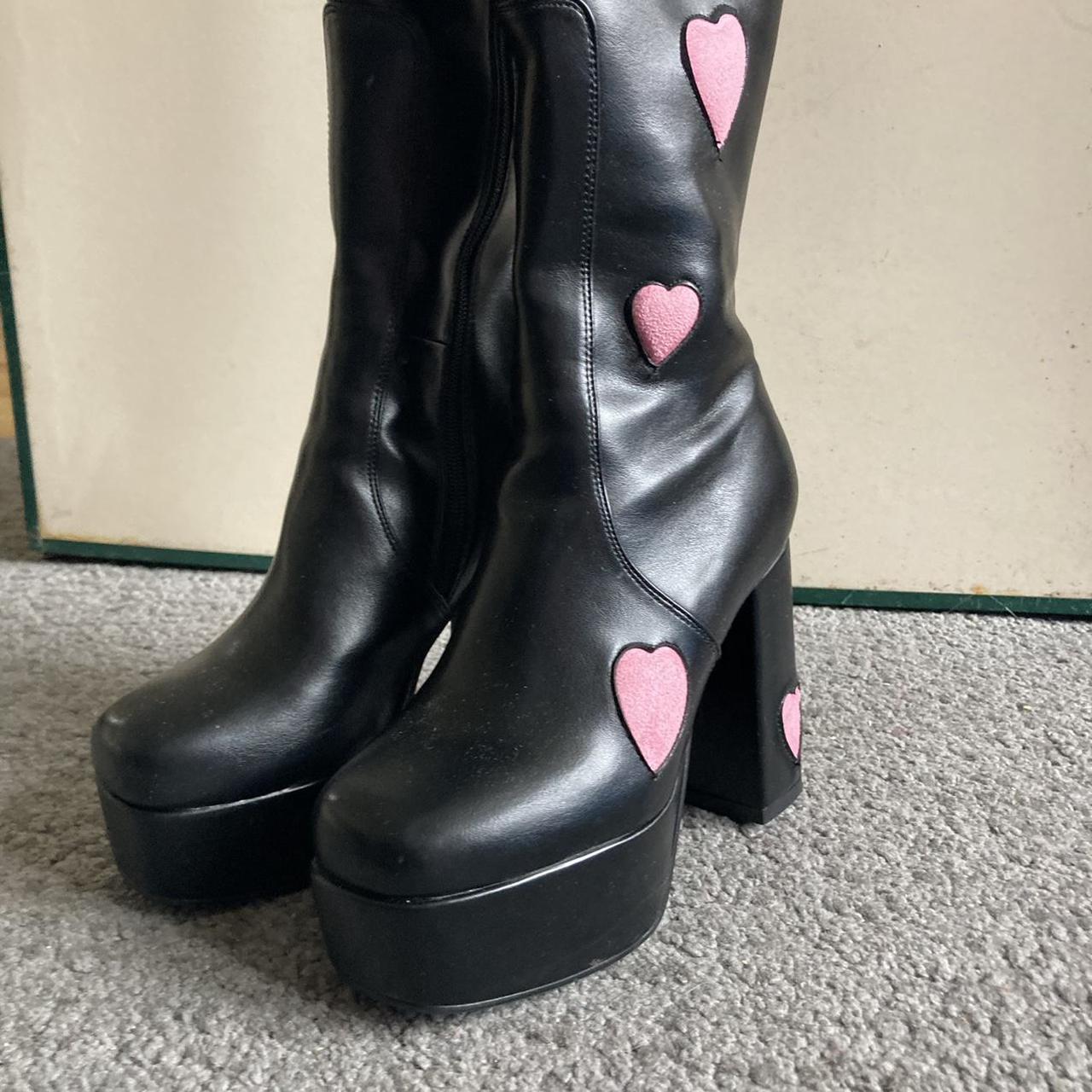 LaModa heart knee high boots only worn once Size... - Depop