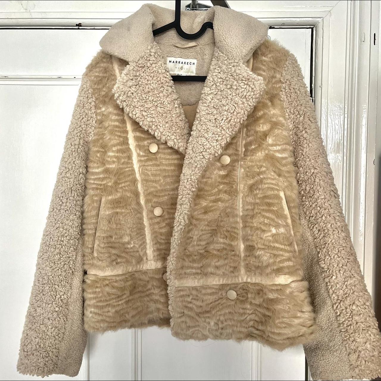 super cosy teddy bear fluffy fur beige jacket bought... - Depop