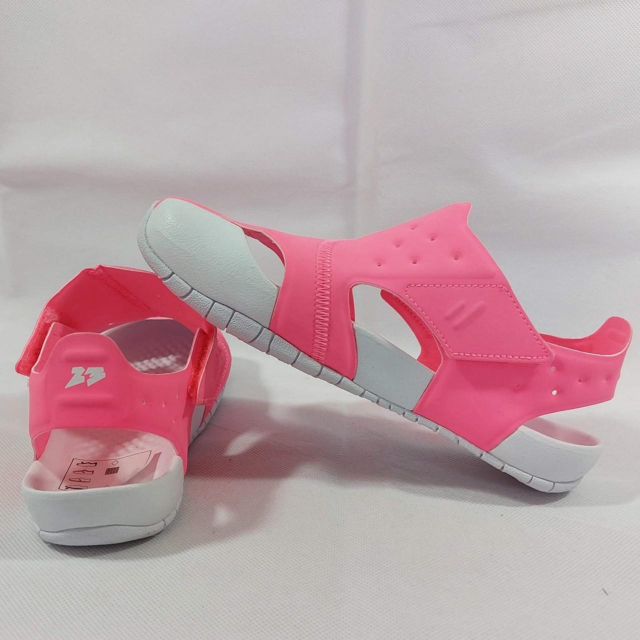 Pink jordan online sandals