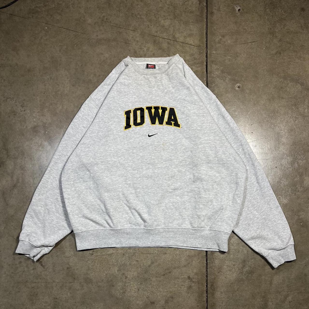 Vintage nike discount mini swoosh crewneck