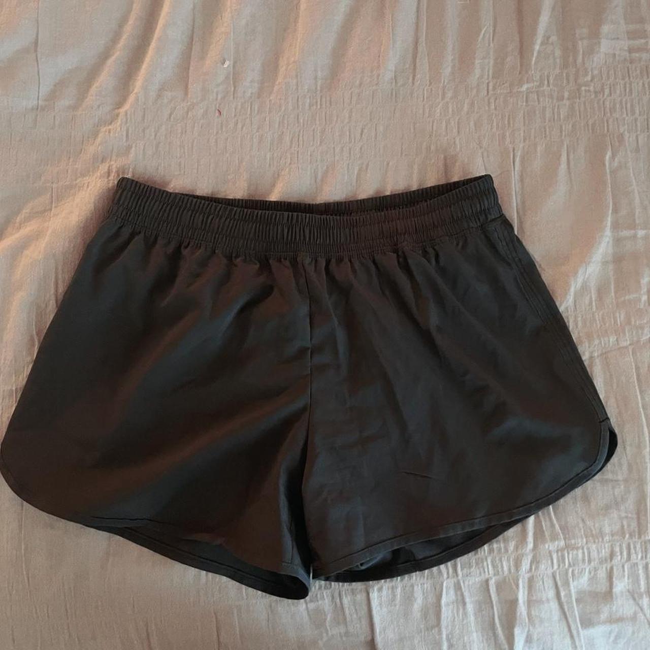 midrise athletic running shorts from Champion 🏃🏼‍♀️ has... Depop