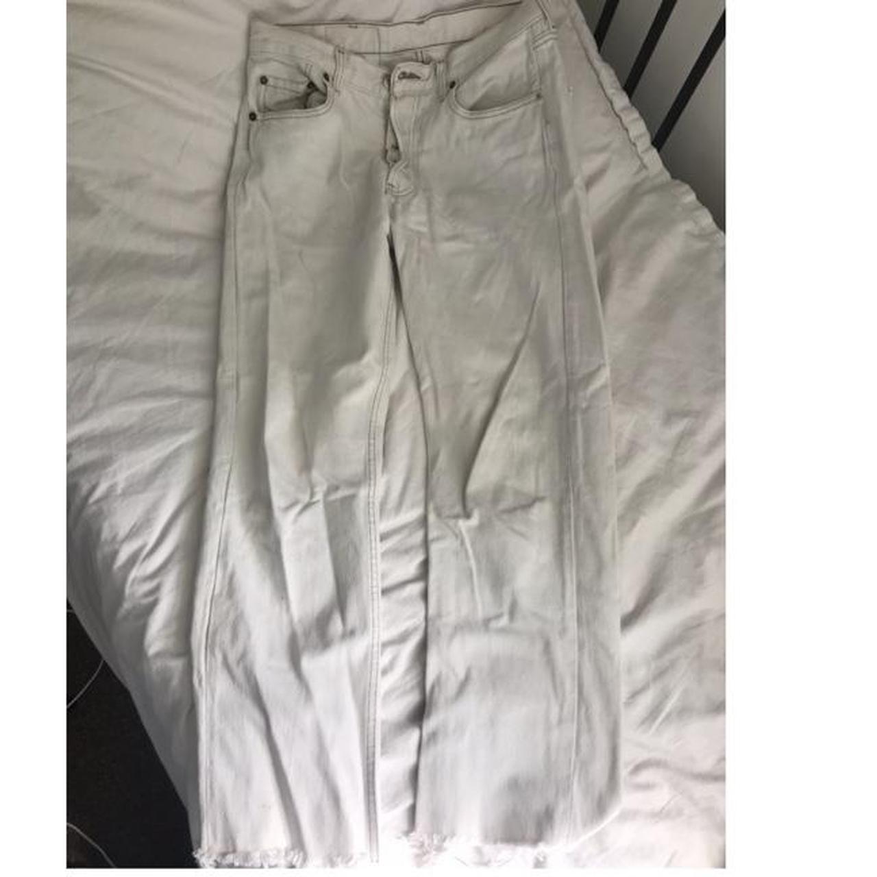 white baggy mom jeans