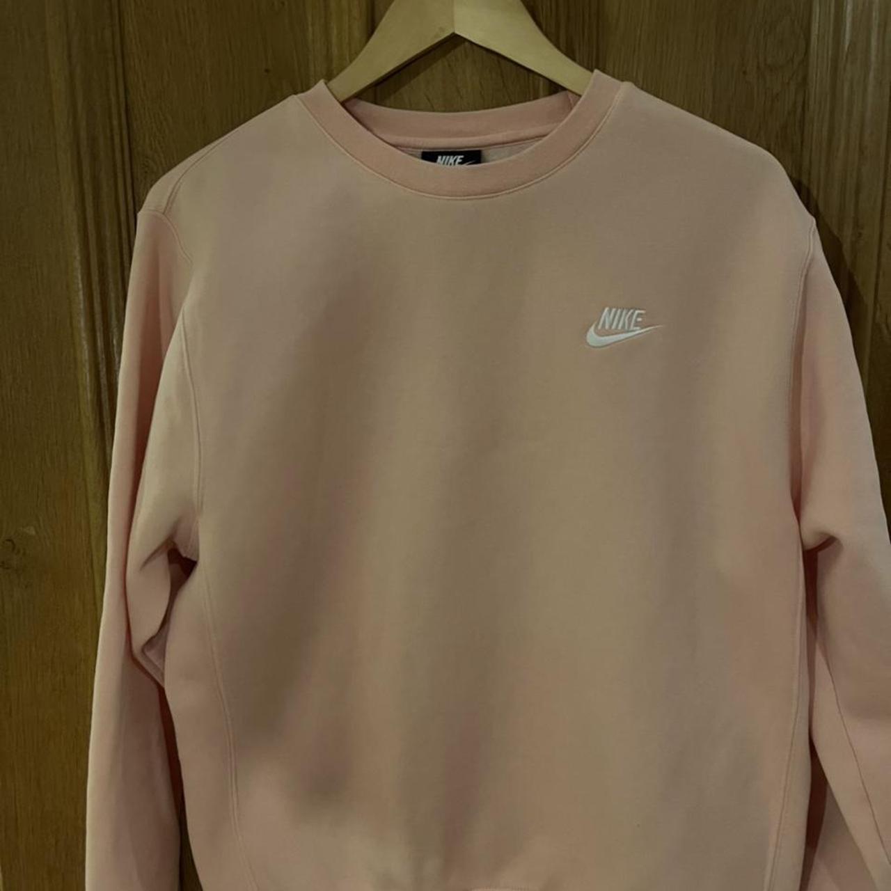 Peach/pink Nike crew neck sweatshirt