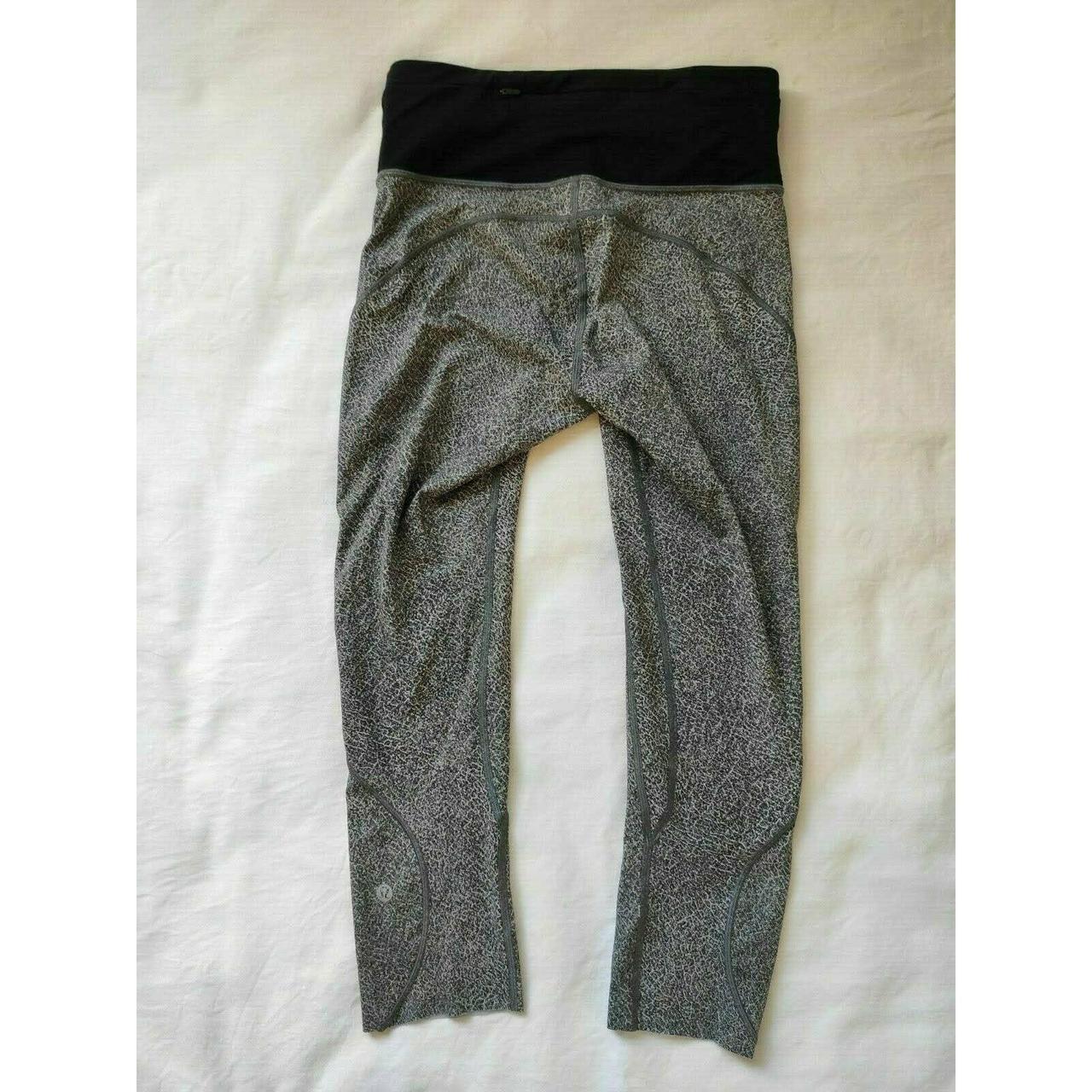 Lululemon size 6 Run The Day Crop 23