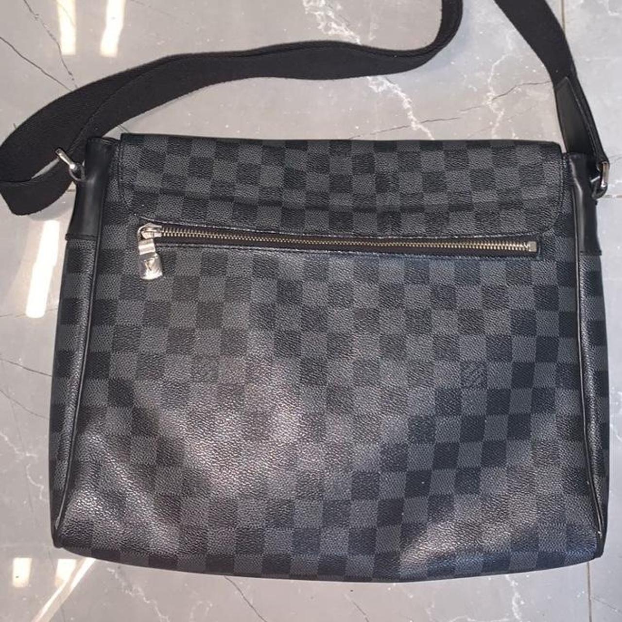 Louis Vuitton Men's Bag | Depop