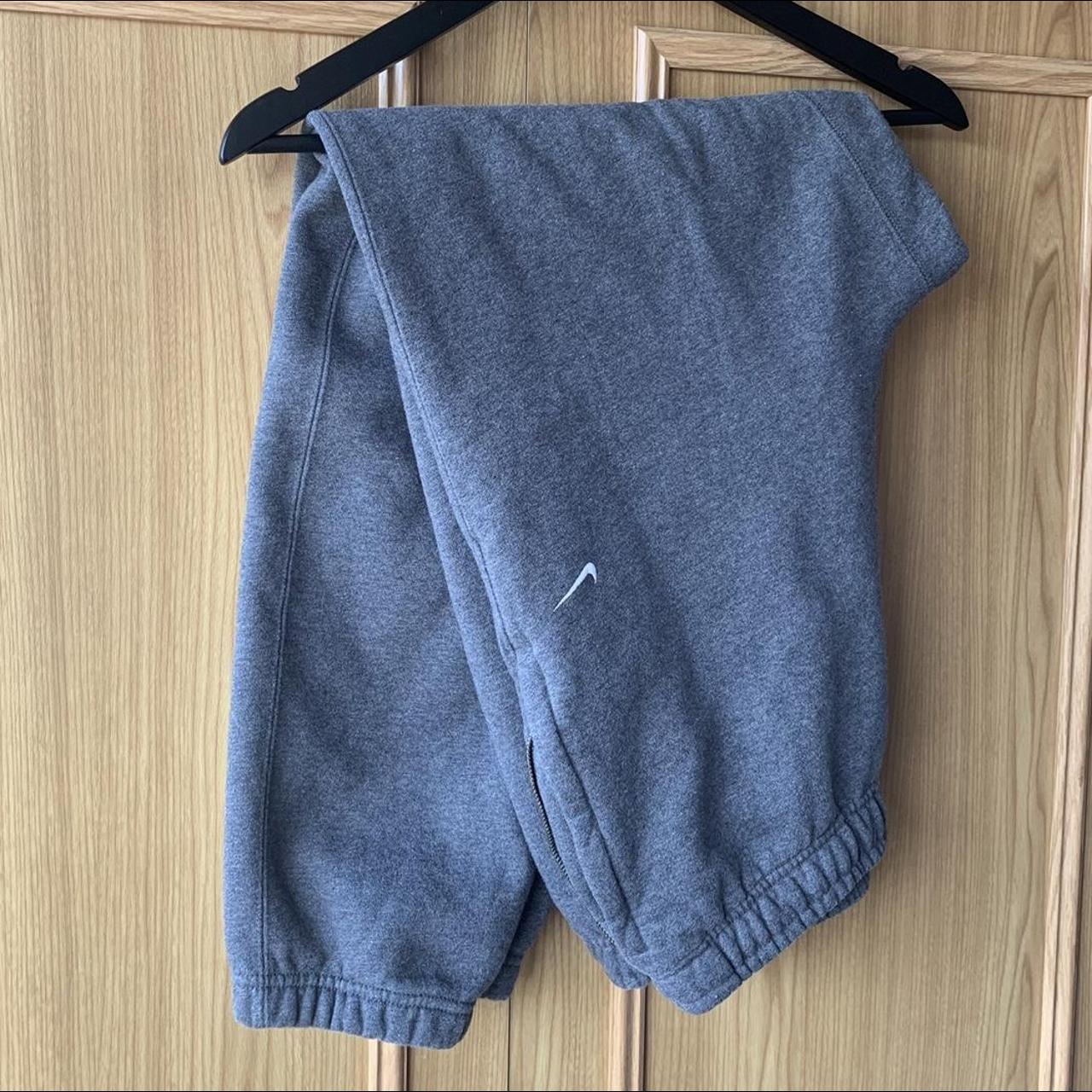 NIKE NRG PREMIUM ESSENTIALS JOGGERS grey/... Depop