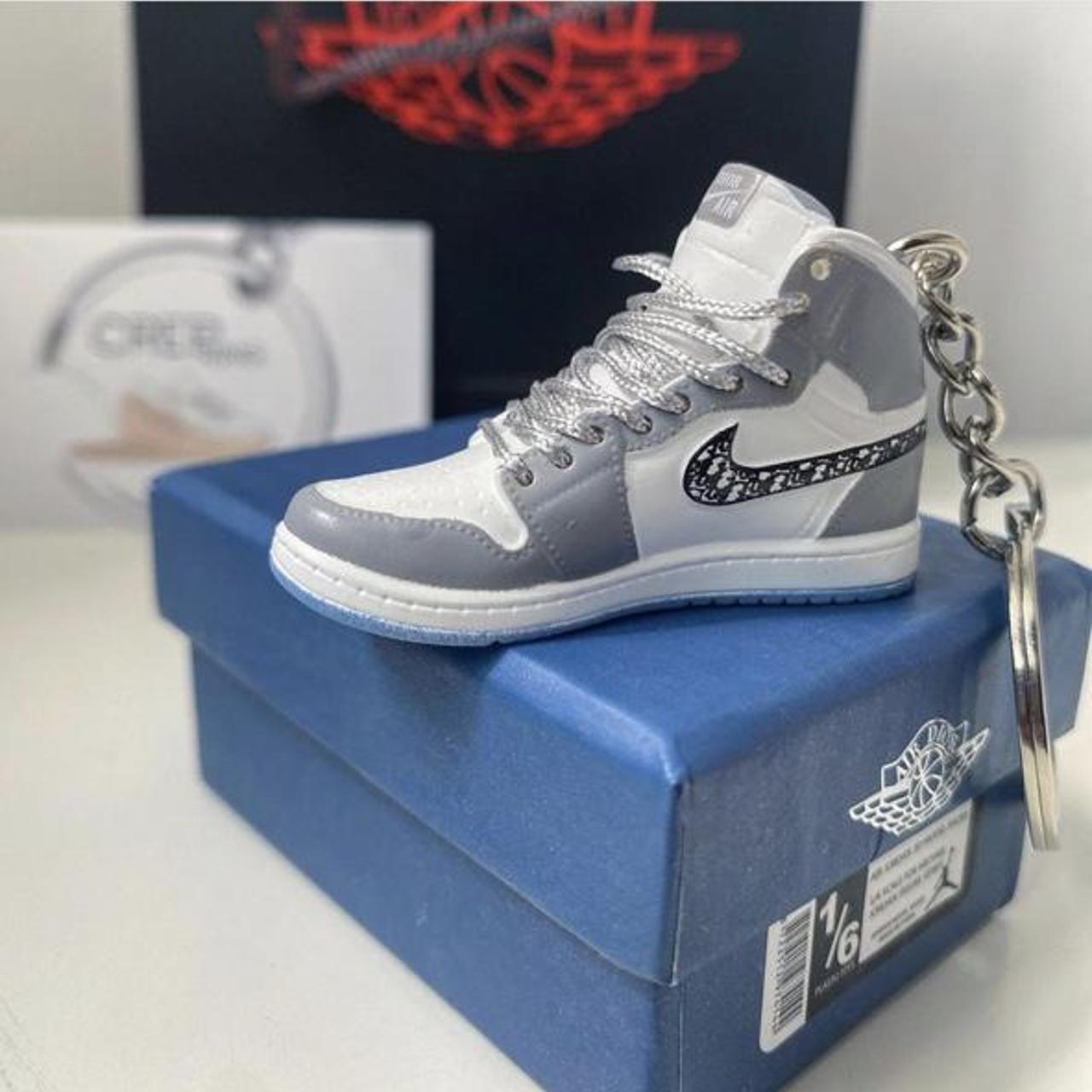 air dior accessories