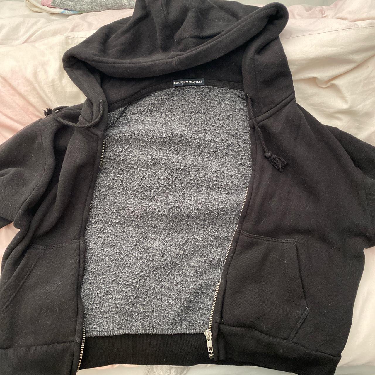 Brandy Melville cropped black hoodie Thick material - Depop