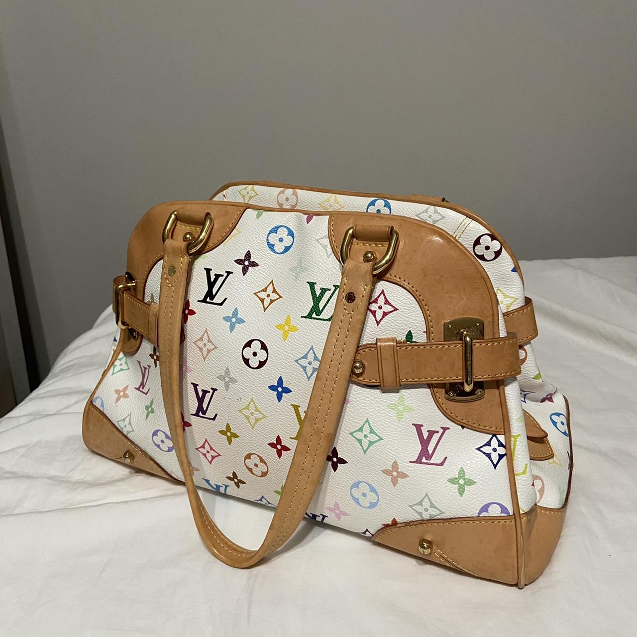 Authentic Louis Vuitton, vintage bag in like new - Depop