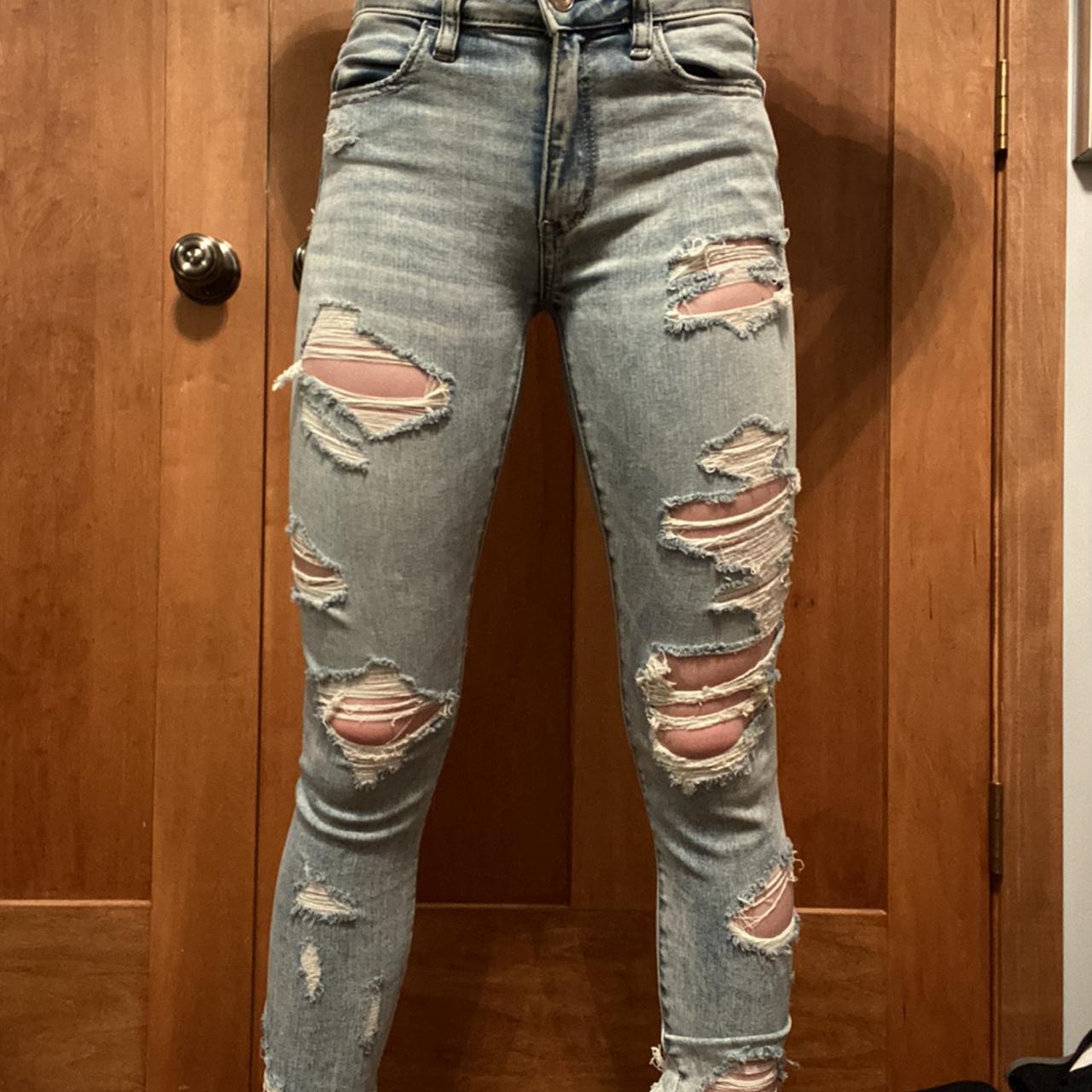 Light Wash American Eagle Ripped Skinny Jeans  - Depop