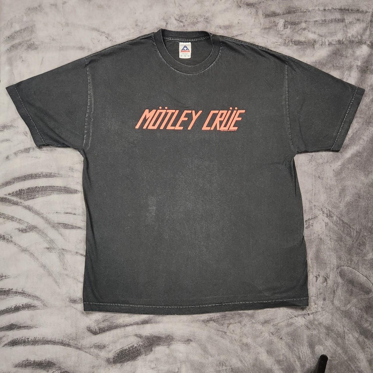 Motley Crue Y2K 2005 Tour Shirt Mens XL 22x29 Pit... - Depop