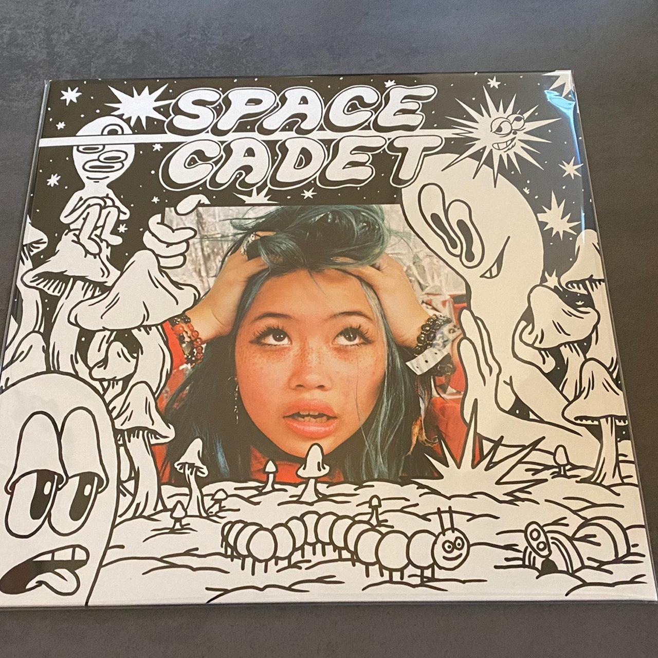 Beabadoobee “space cadet ” Rare limited edition 12