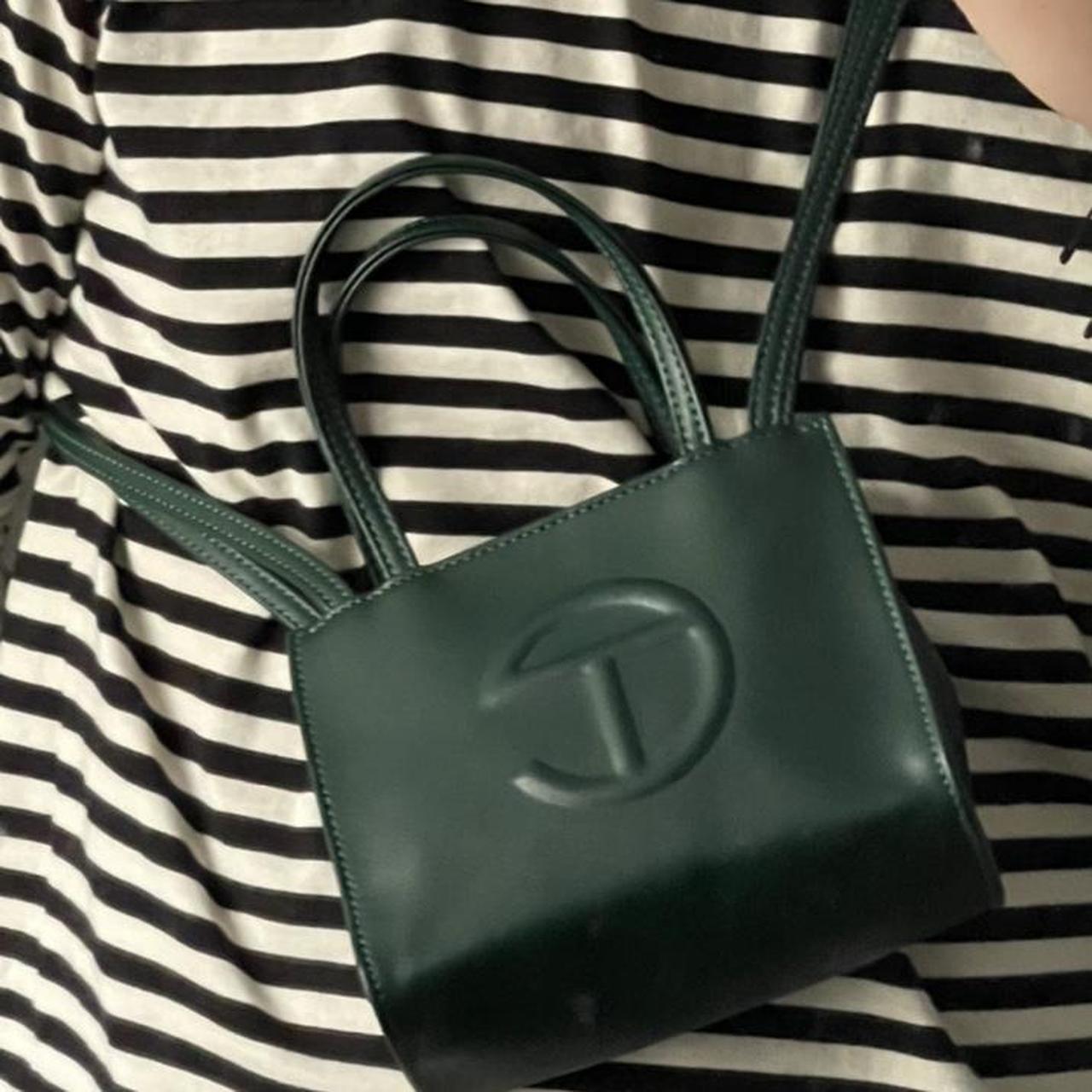 Dark green telfar discount bag