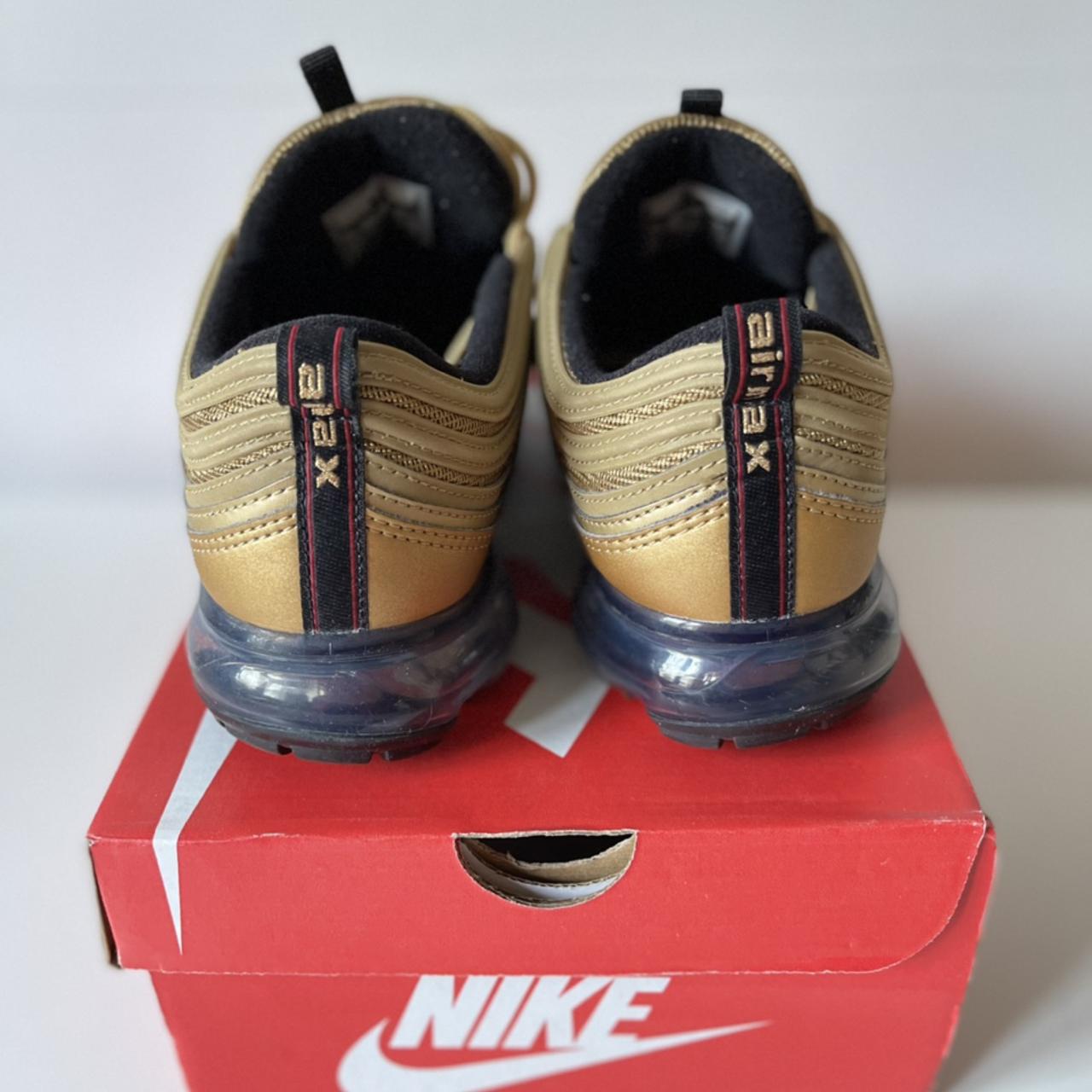 nike vapormax 97 gold