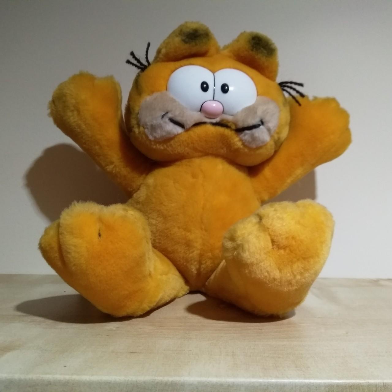 Vintage Garfield Plush 1978 1981 Dakin Retro... - Depop