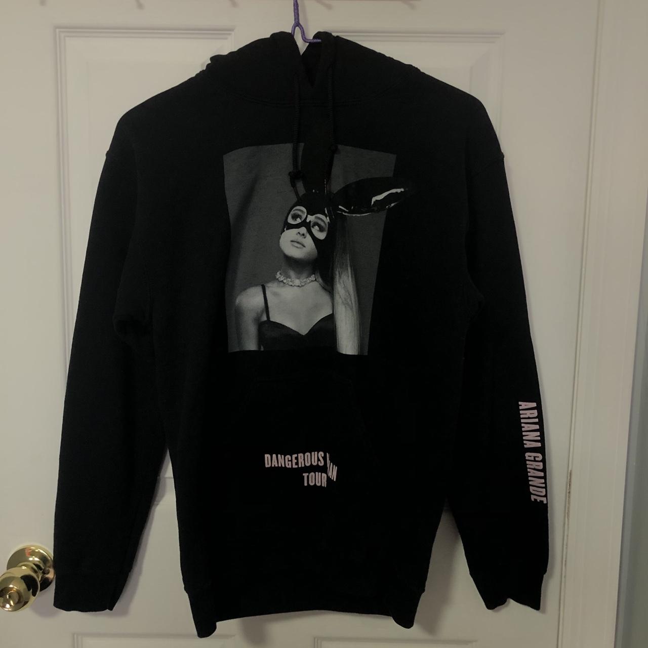 Black Dress Dangerous Woman Tour Outfits Buy Sweatshirt Ariana