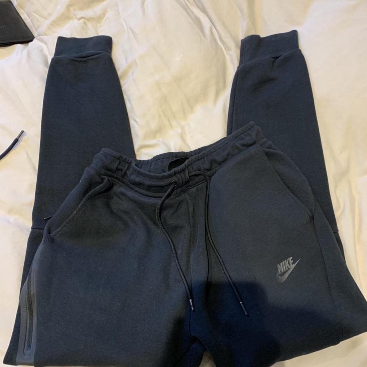 nike tech fleece joggers grey old version