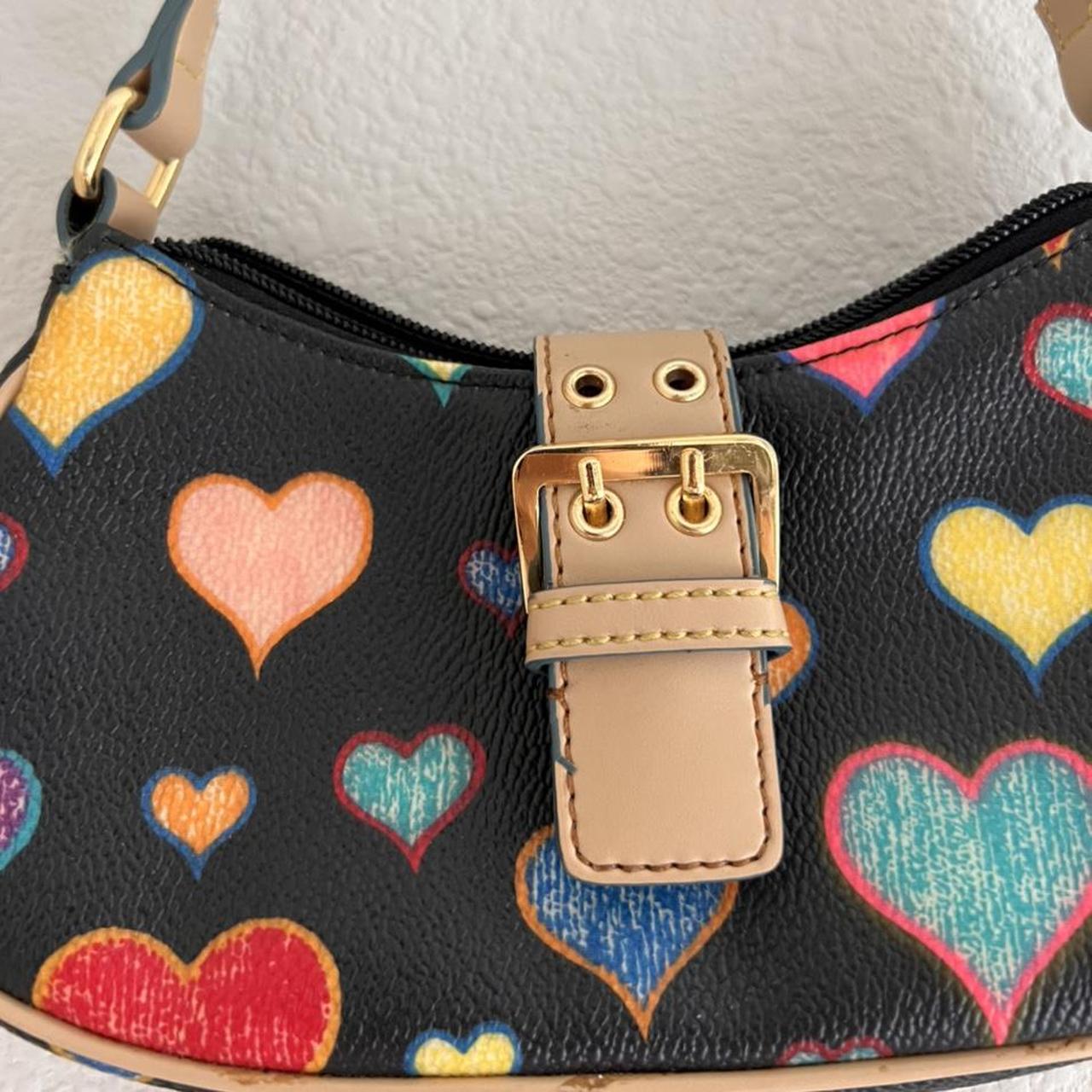 Cute tiny heart purse - Depop