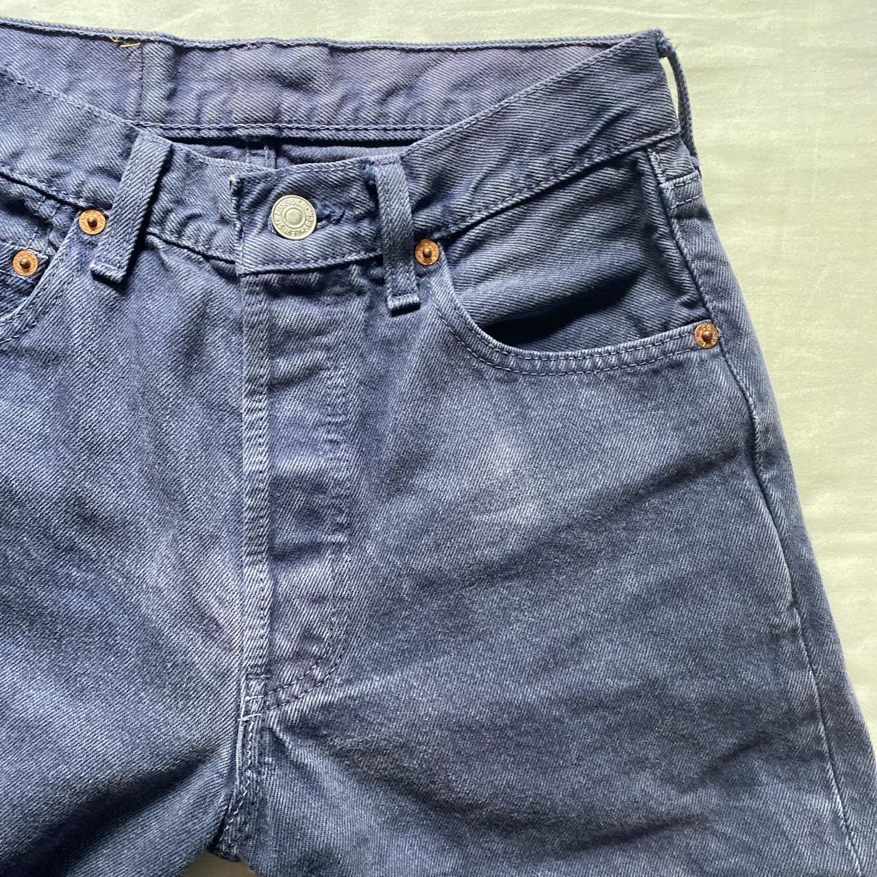 Purple Levi’s 501’s w24, would fit a size 6/8. love... - Depop