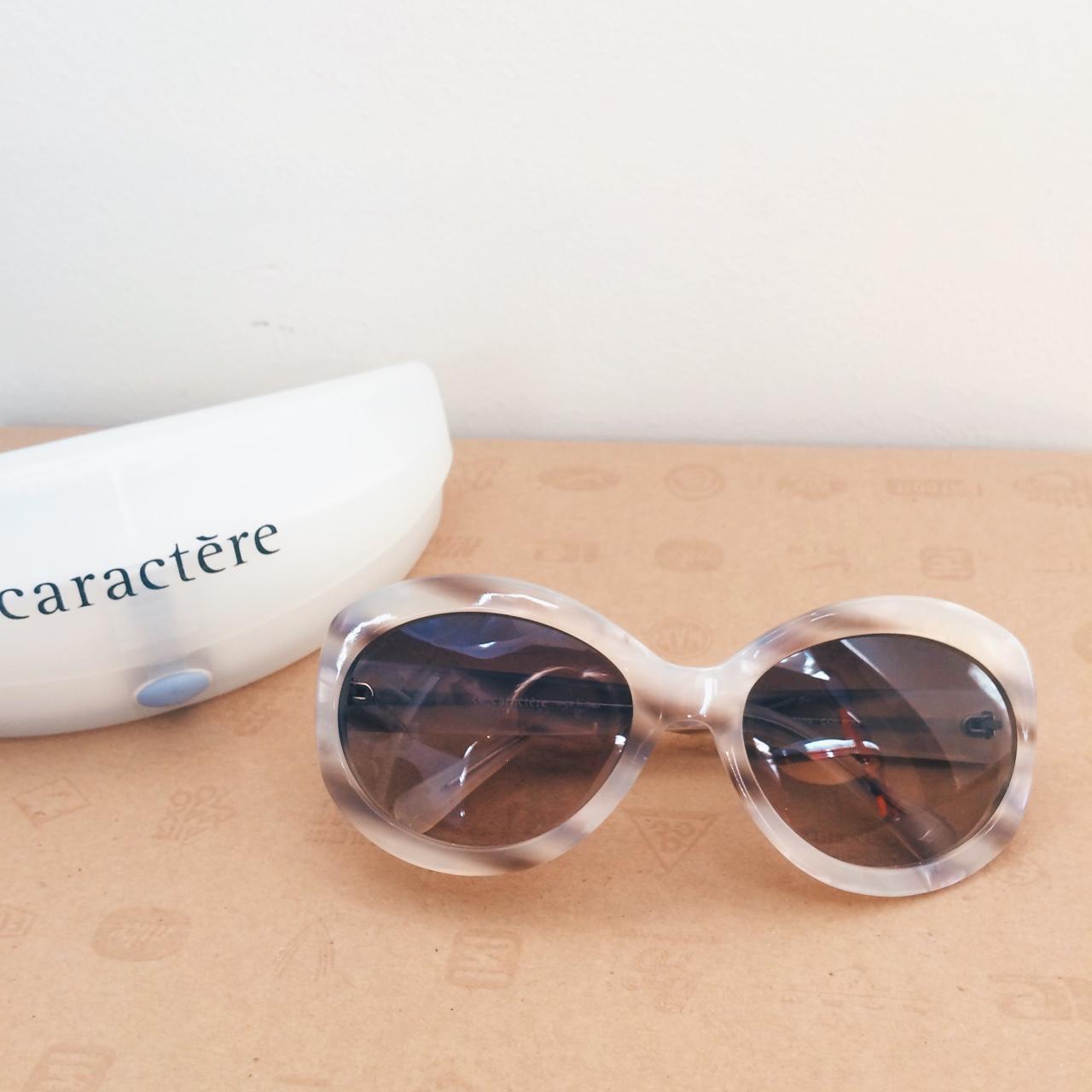 Caract re Vintage Sunglasses. Never used look brand