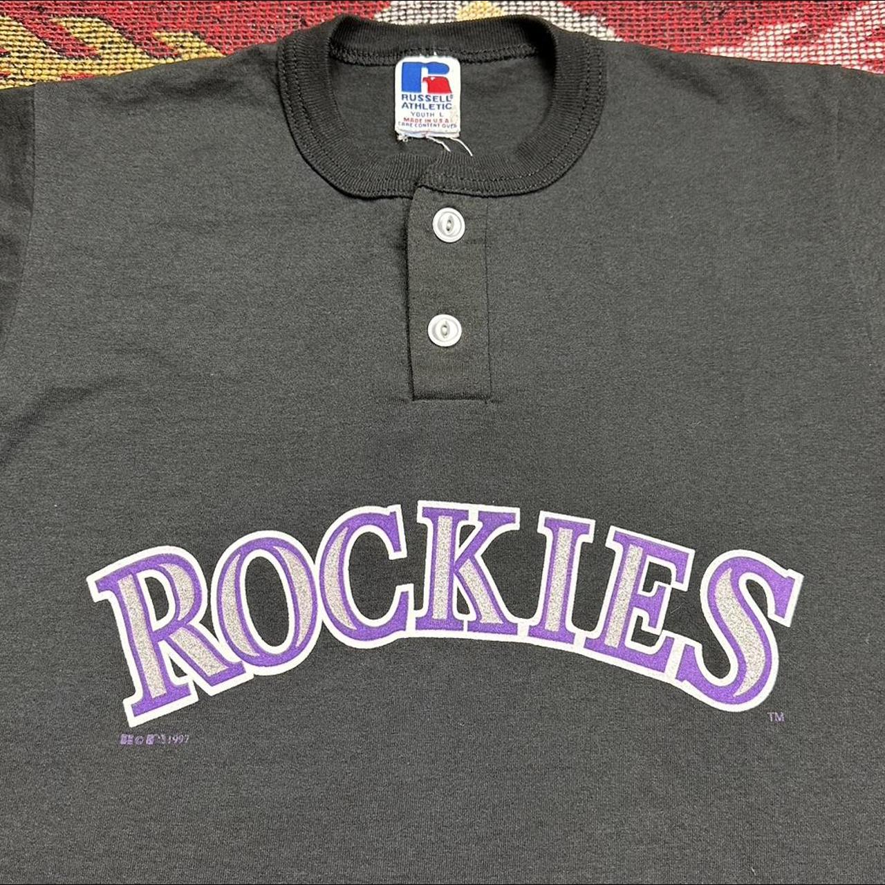 Free Shipping* Early 2000s Russell Athletic | Depop