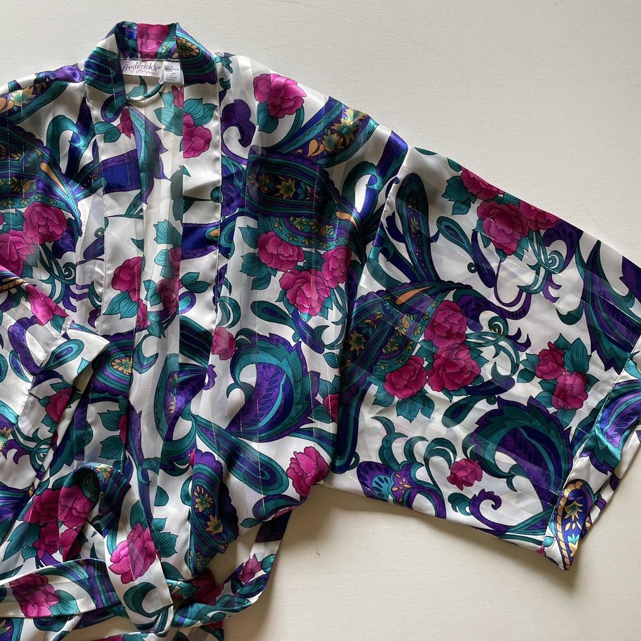 Product Image 3 - 90's Bright Floral Robe (S)

Gorgeous