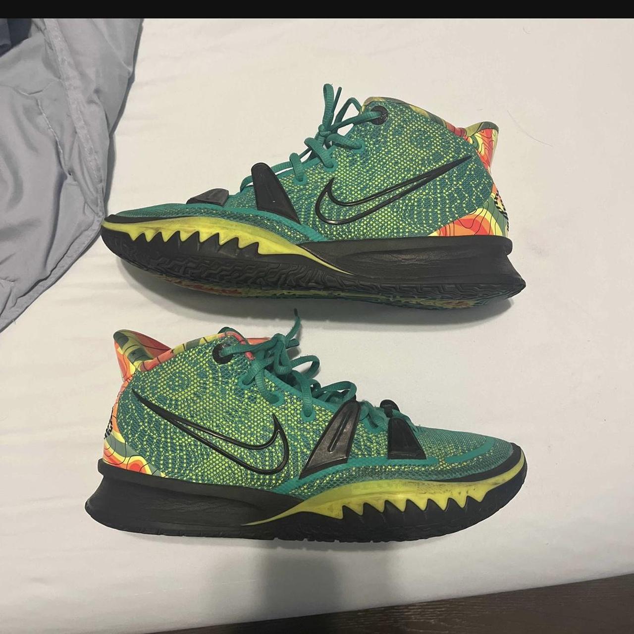 weatherman kyrie
