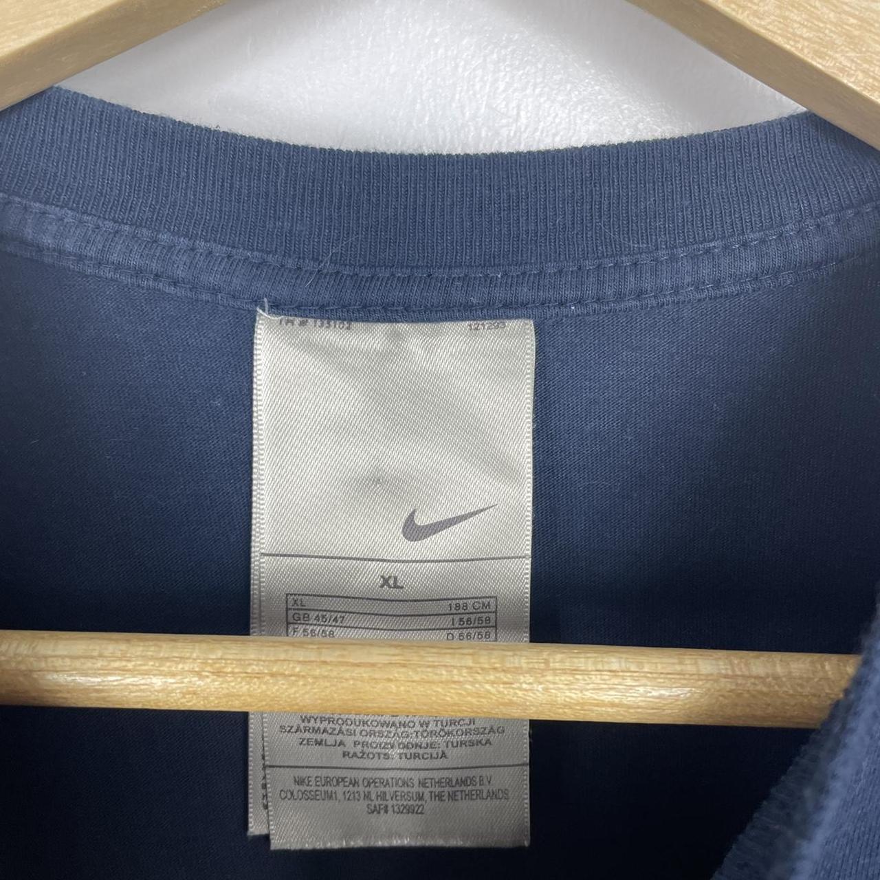 Nike Men's Navy and Blue T-shirt | Depop