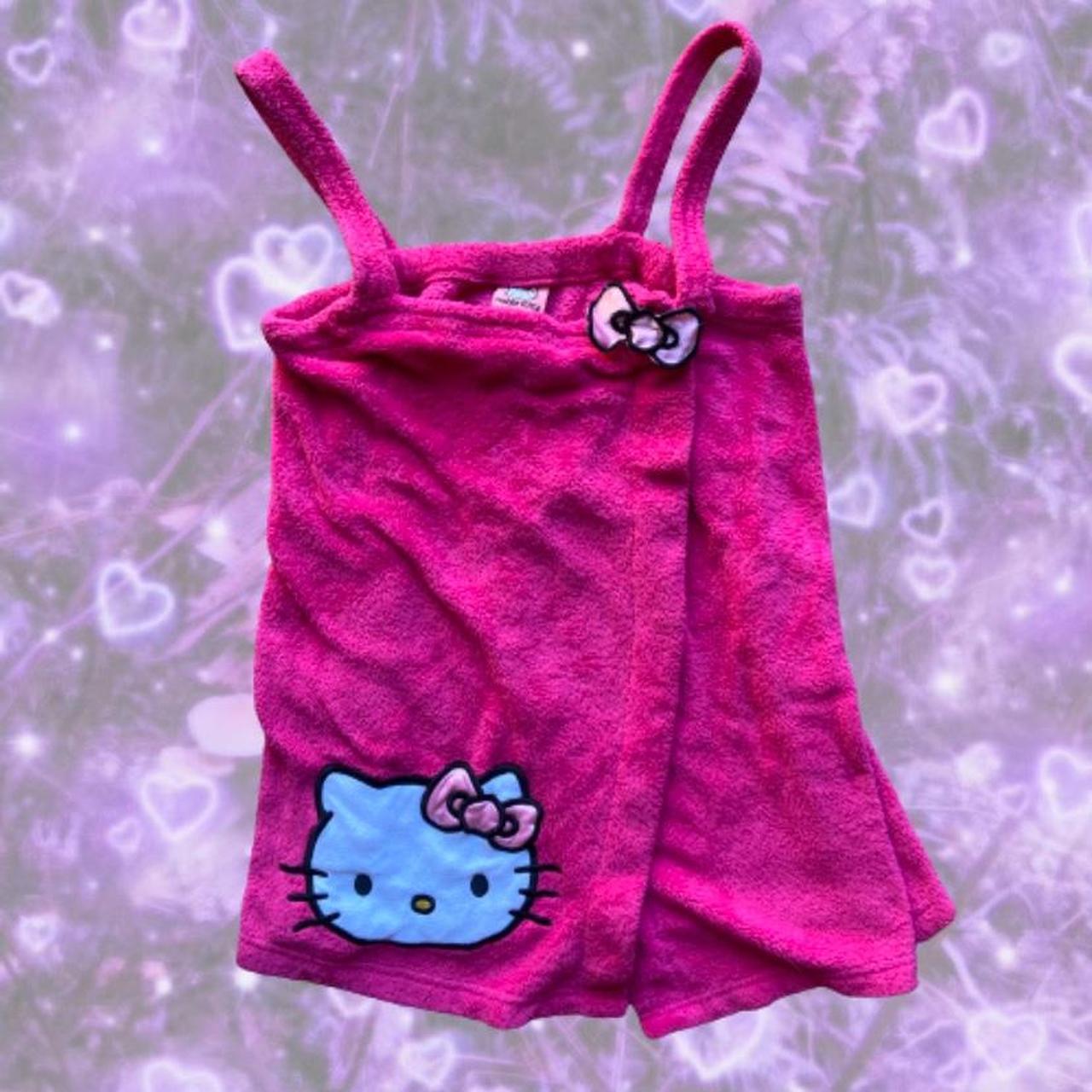 Sanrio Women's Pink Pajamas | Depop